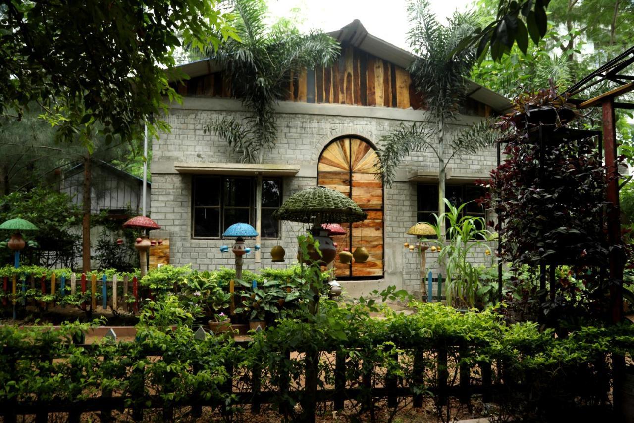 Panchobon Art Resort Shanti Niketan Exterior photo